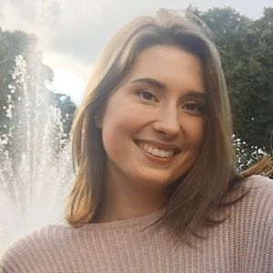 Meet your Posher, Abigail